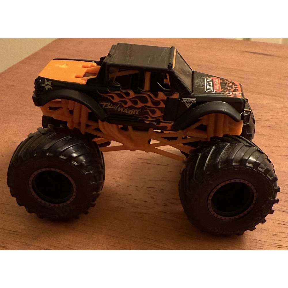 Bad‎ Habit MONSTER JAM Truck 2023 1/64 Spin Master Series 33 Loose